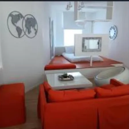 Apartment The Luxury White *