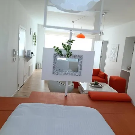 The Luxury White